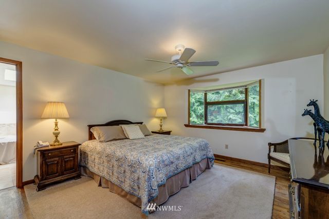 $580,000 | 5305 221st Avenue Northeast, Redmond, WA 98053