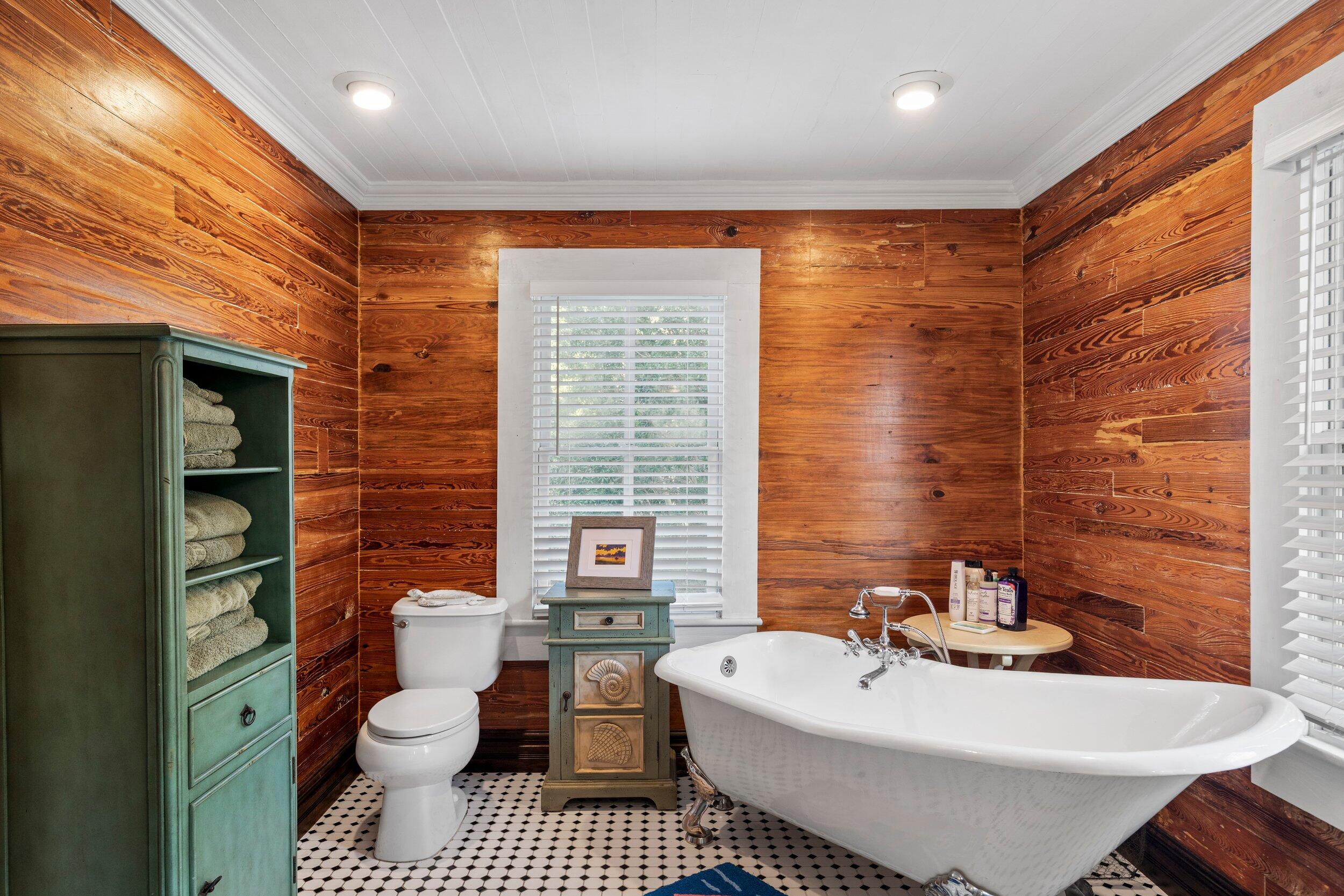 409 Grinnell Street Key West, FL 33040 - Photo 33 of 47 047