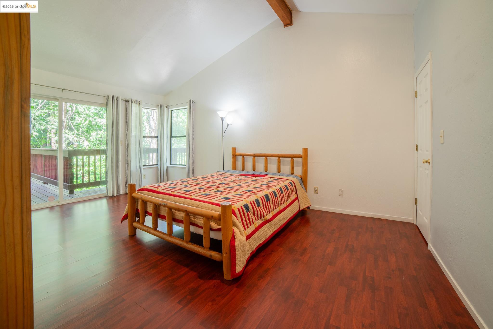 24327 Kewin Mill Road Sonora, CA 95370 - Photo 19 of 42 On main level