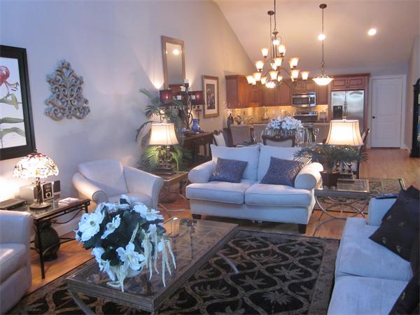 17 Ivy Hollow Road, Unit 23 West Springfield, MA 01089 - Photo 3 of 8 Gallery Image 3