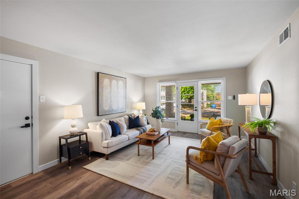 621 Broadmoor Drive, Unit A Chesterfield, MO 63017 - Photo 6 of 26