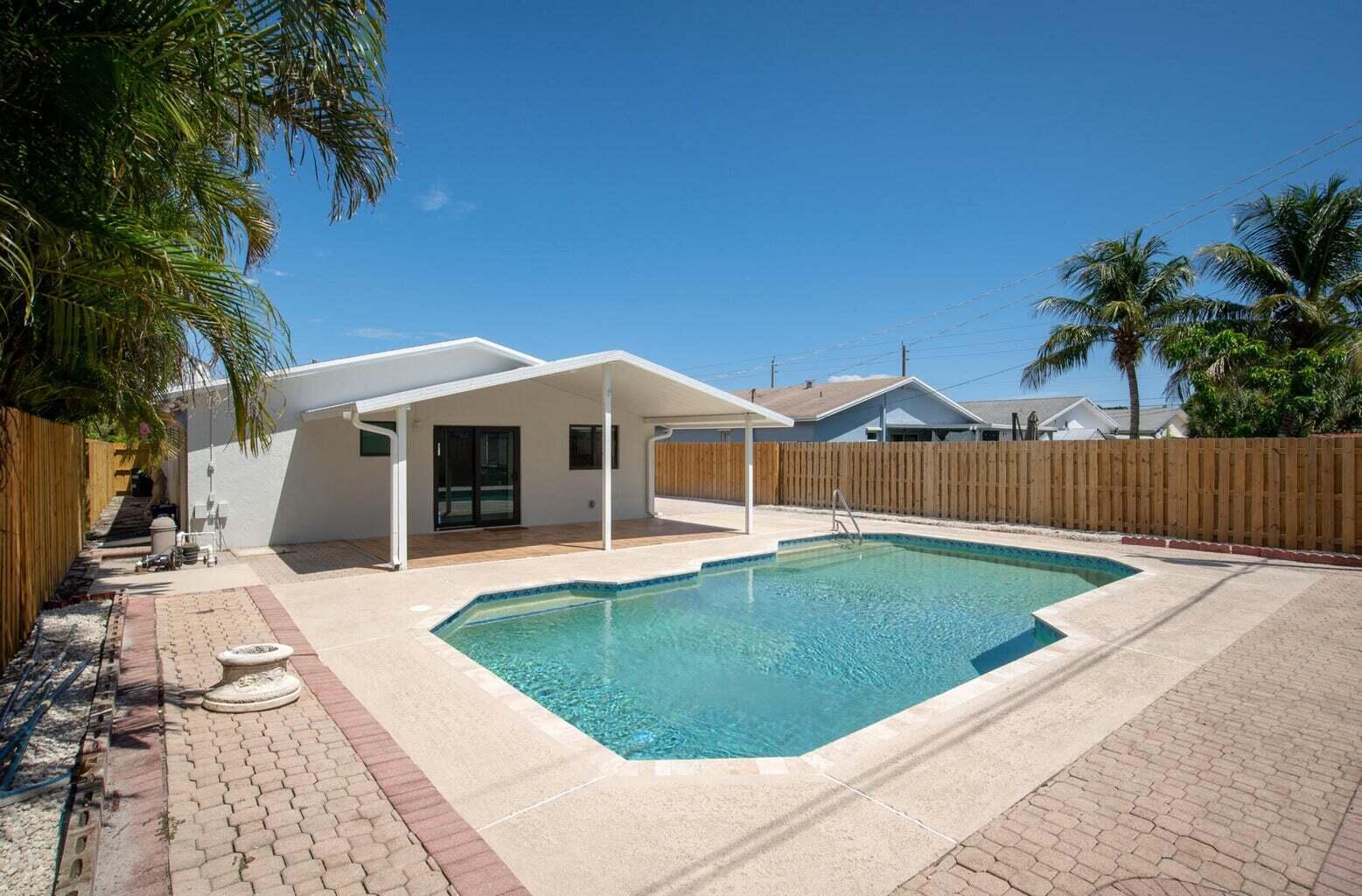 524 Northwest 53rd Street Boca Raton, FL 33487 - Photo 1 of 36 20210929223457914178000000-o