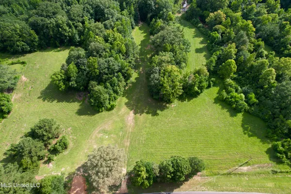 $725,000 | 357 Robinson Springs Road, Flora, MS 39071