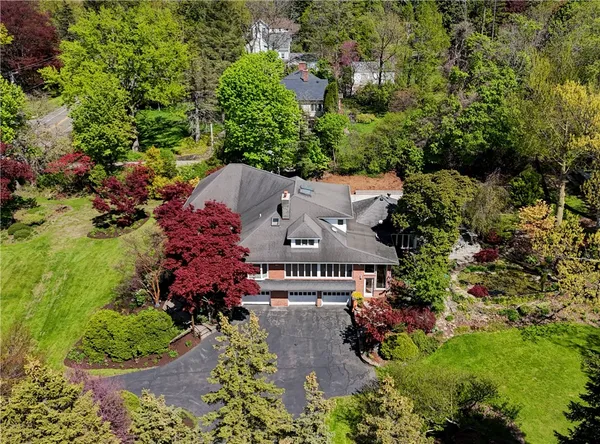$850,000 | 157 West Jefferson Road, Pittsford, NY 14534
