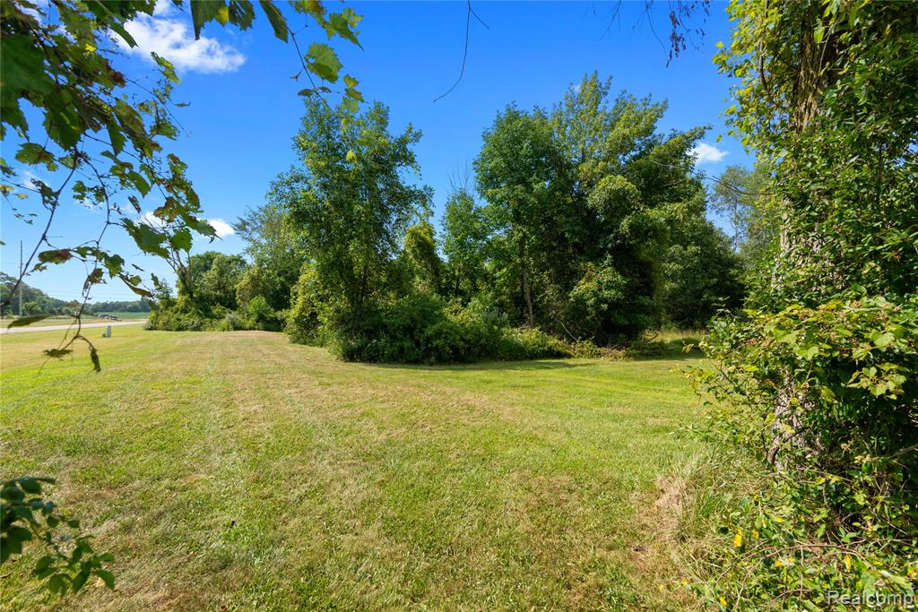 11753 East Ridge Drive Romeo, MI 48065 - Photo 14 of 19