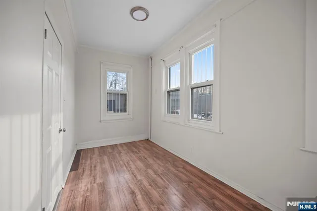 $2,500 | 172 Hickory Street, Orange, NJ 07050