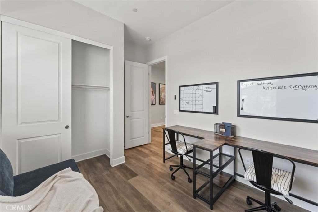 19120 Blackthorn Drive Canyon Country, CA 91351 - Photo 19 of 40 Room used as office