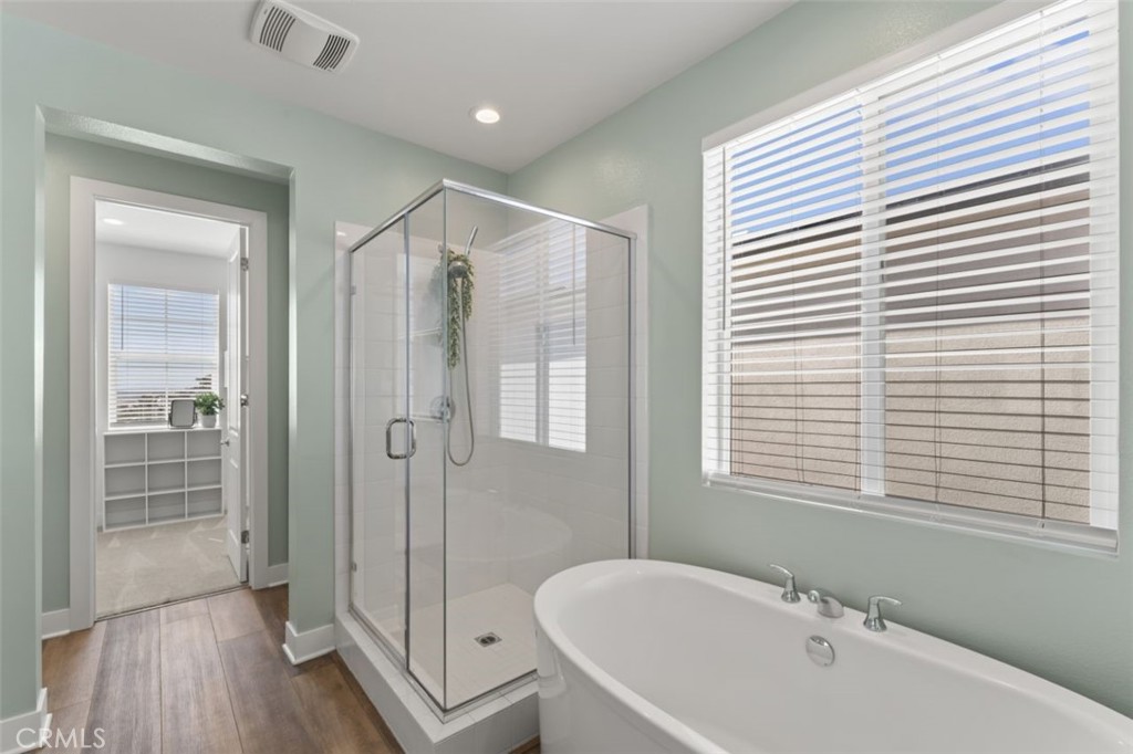 19120 Blackthorn Drive Canyon Country, CA 91351 - Photo 35 of 40 Primary bathroom with upgraded large soaker tub