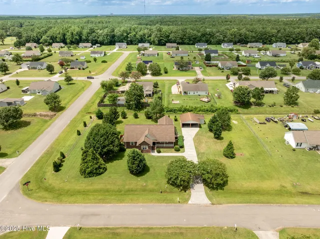 $326,500 | 105 Phillip Mills Drive, Teachey, NC 28464