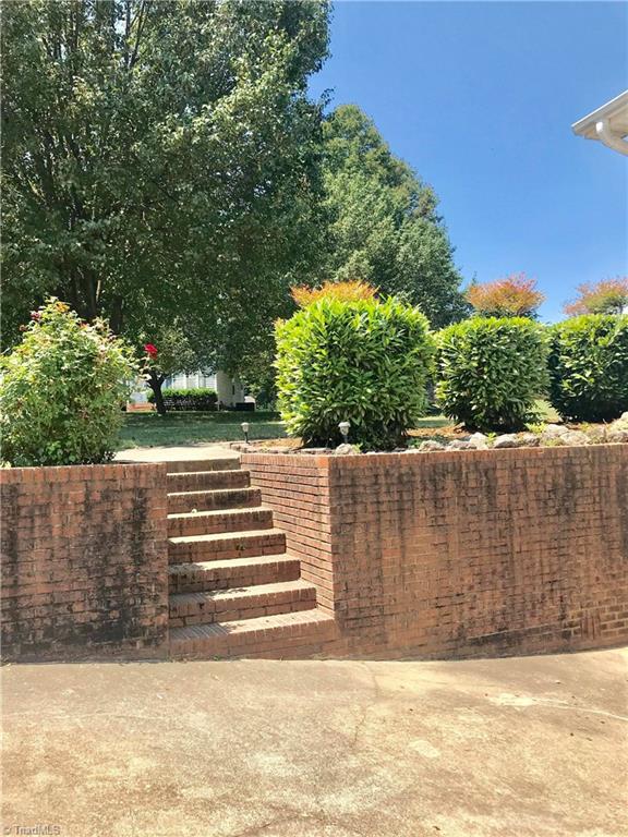 4935 Springhouse Farm Road Winston-Salem, NC 27107 - Photo 2 of 23 Gallery Image 2