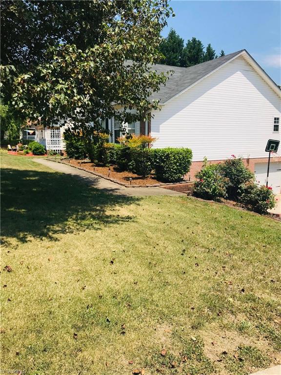 4935 Springhouse Farm Road Winston-Salem, NC 27107 - Photo 3 of 23 Gallery Image 3
