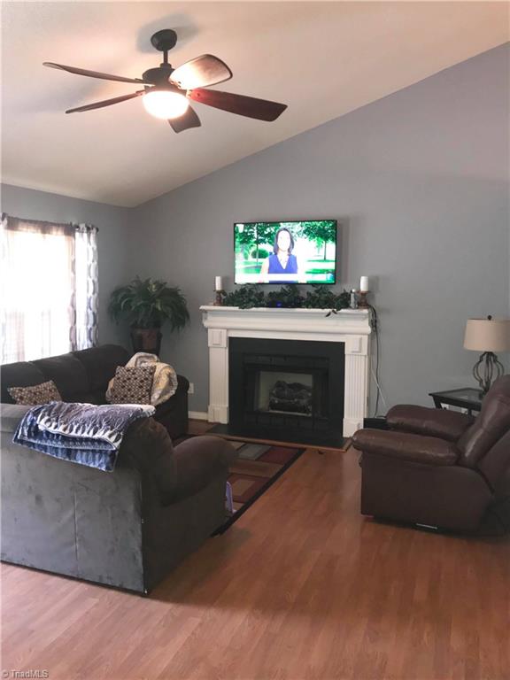 4935 Springhouse Farm Road Winston-Salem, NC 27107 - Photo 5 of 23 Gallery Image 5