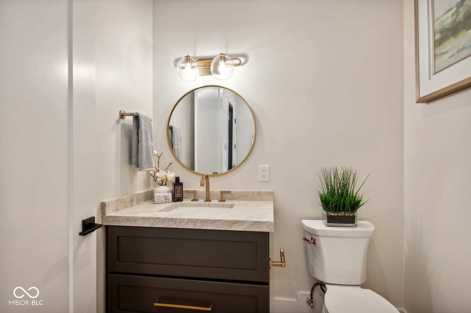 41 North Rangeline Road, Unit 2 Carmel, IN 46032 - Photo 19 of 38