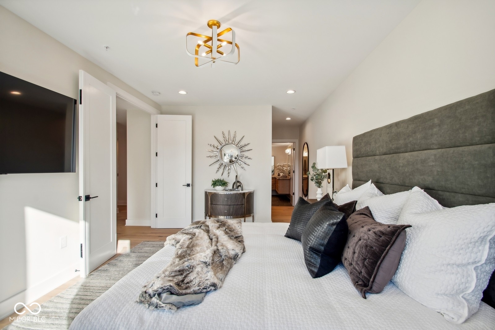 41 North Rangeline Road, Unit 2 Carmel, IN 46032 - Photo 23 of 38