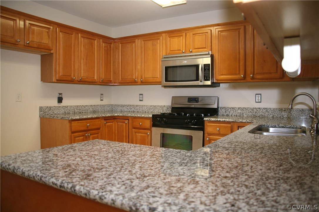 5806 Rosebay Forest Road Midlothian, VA 23112 - Photo 16 of 39 Gallery Image 16