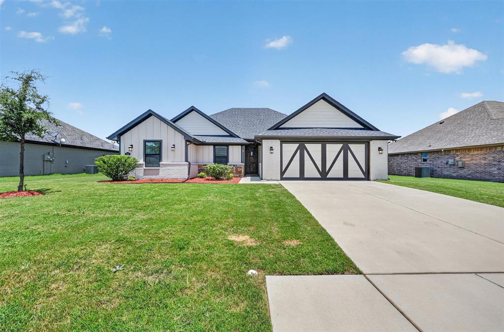 214 Rees Avenue Godley, TX 76044 - Photo 1 of 29