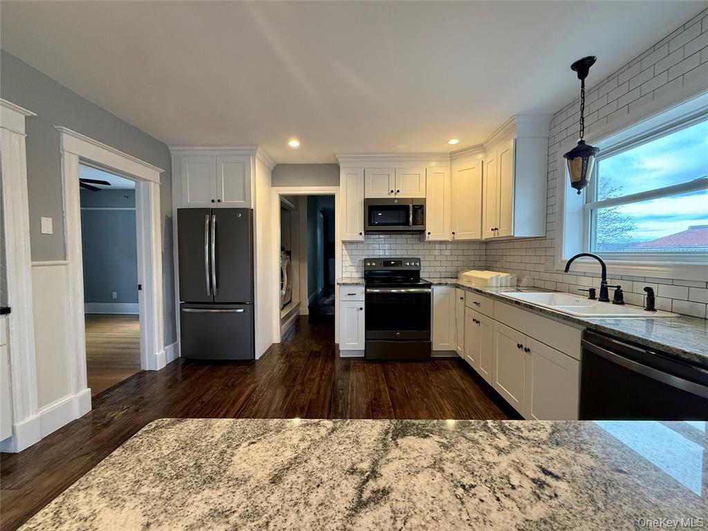 30 Delafield Street, Unit 2 Poughkeepsie, NY 12601 - Photo 2 of 8