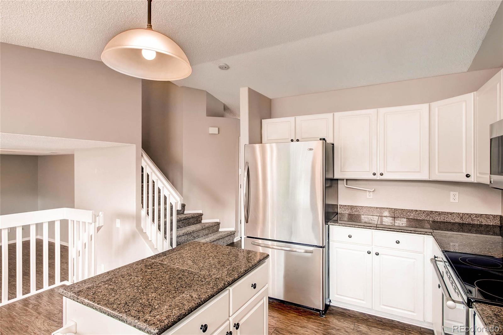 10606 Hyacinth Court Highlands Ranch, CO 80129 - Photo 10 of 28