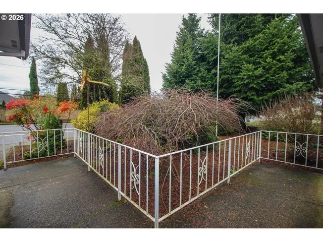 $465,000 | 731 Northwest Baker Creek Road, McMinnville, OR 97128