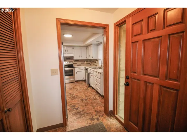 $465,000 | 731 Northwest Baker Creek Road, McMinnville, OR 97128