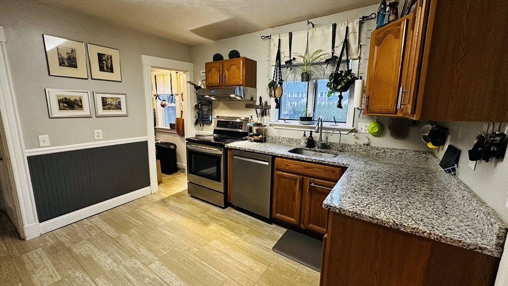 139 Stetson Street, Unit 2 Braintree, MA 02184 - Photo 10 of 17