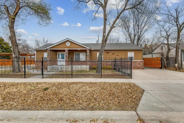 $172,000 | 2970 South Sayles Court, Wichita, KS 67210