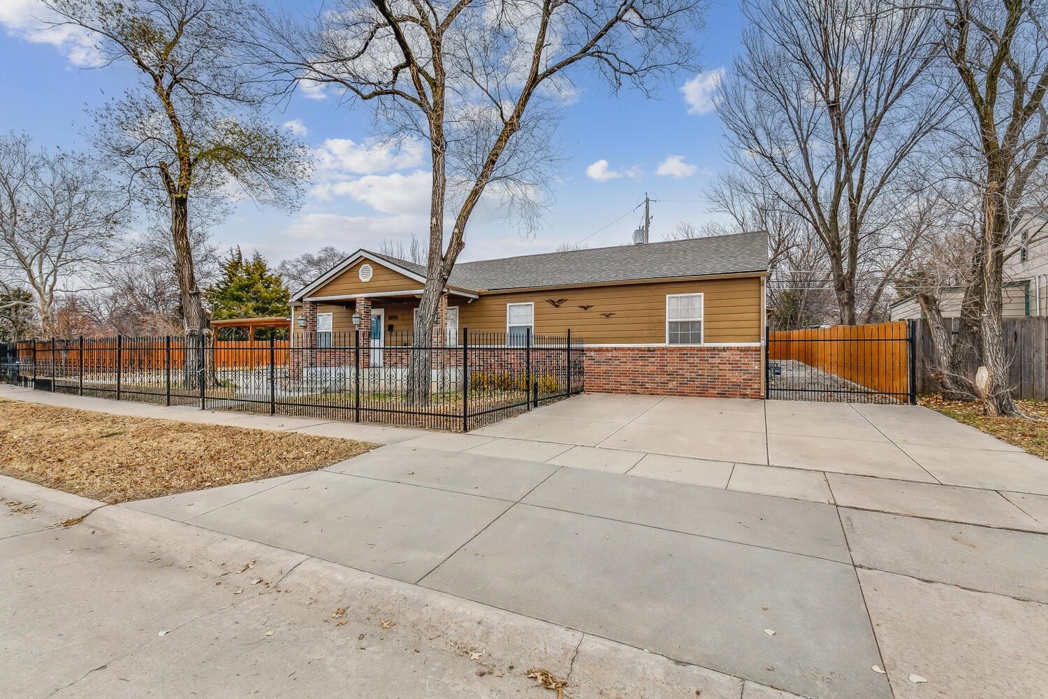 2970 South Sayles Court Wichita, KS 67210 - Photo 3 of 31