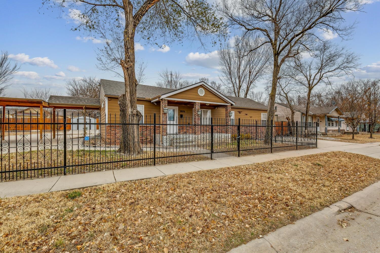 2970 South Sayles Court Wichita, KS 67210 - Photo 4 of 31