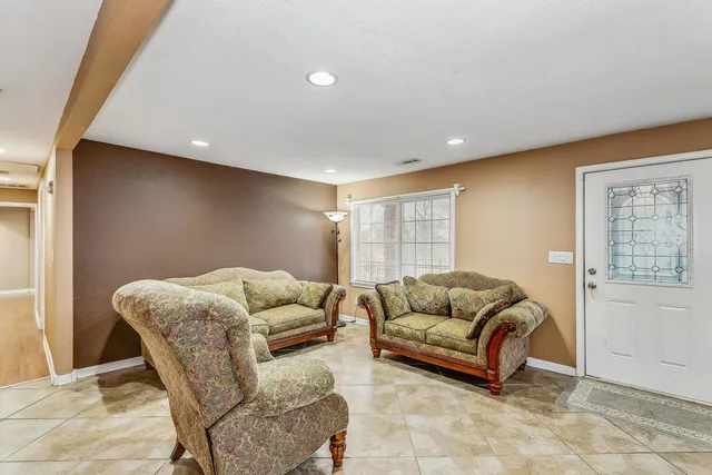 $172,000 | 2970 South Sayles Court, Wichita, KS 67210