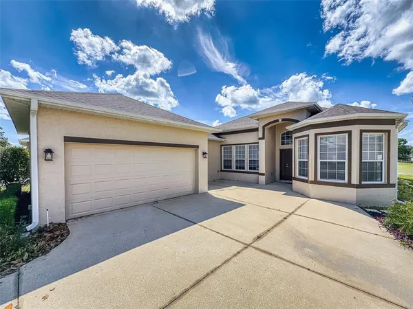 $349,900 | 12066 Southeast 176th Loop, Summerfield, FL 34491