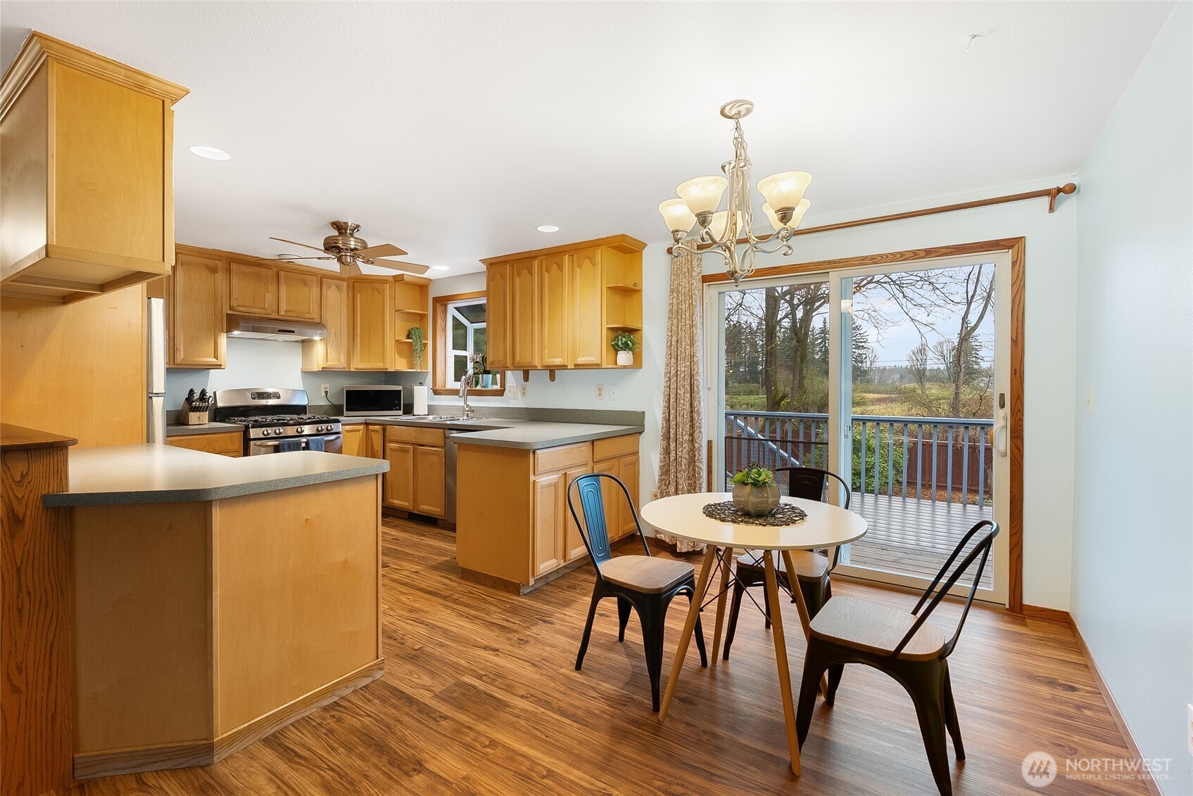 5984 Longdin Road Ferndale, WA 98248 - Photo 8 of 40