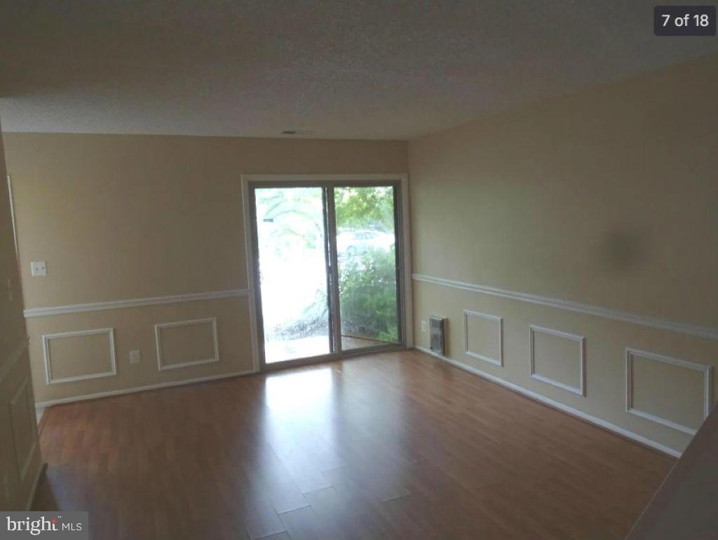 2172 Cartwright Place Reston, VA 20191 - Photo 3 of 6