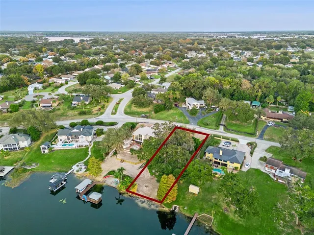 $724,999 | East Crooked Lake Drive, Eustis, FL 32726