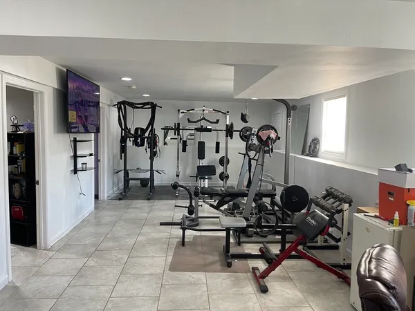 $625,000 | 849 Crane Avenue South, Taunton, MA 02780