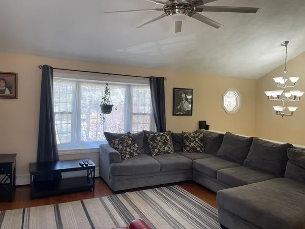 $625,000 | 849 Crane Avenue South, Taunton, MA 02780