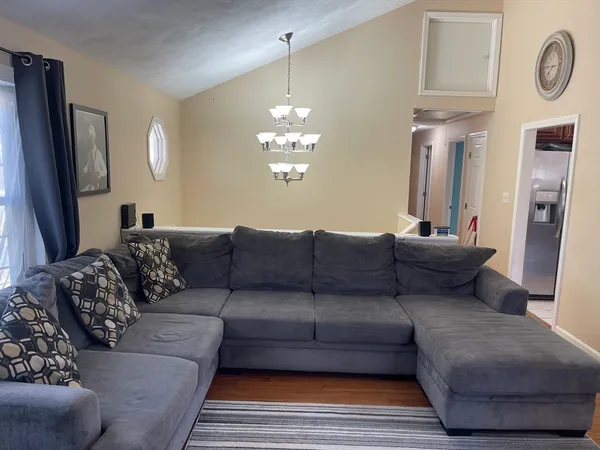 $625,000 | 849 Crane Avenue South, Taunton, MA 02780