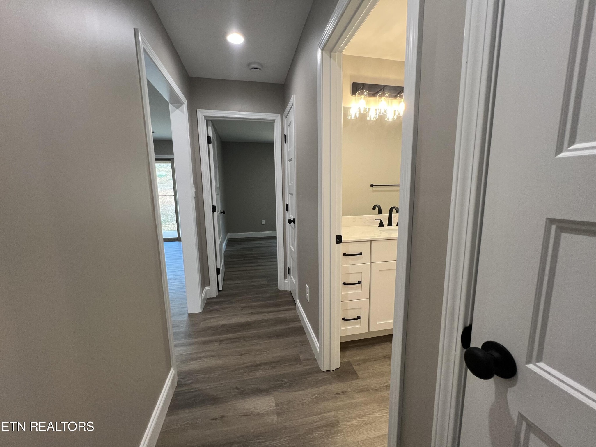117 Wade Lane Oak Ridge, TN 37830 - Photo 17 of 22 Gallery Image 17