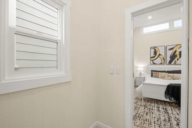 $739,000 | 879 Wood Street, Oakland, CA 94607