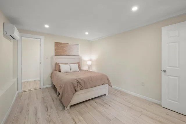 $739,000 | 879 Wood Street, Oakland, CA 94607