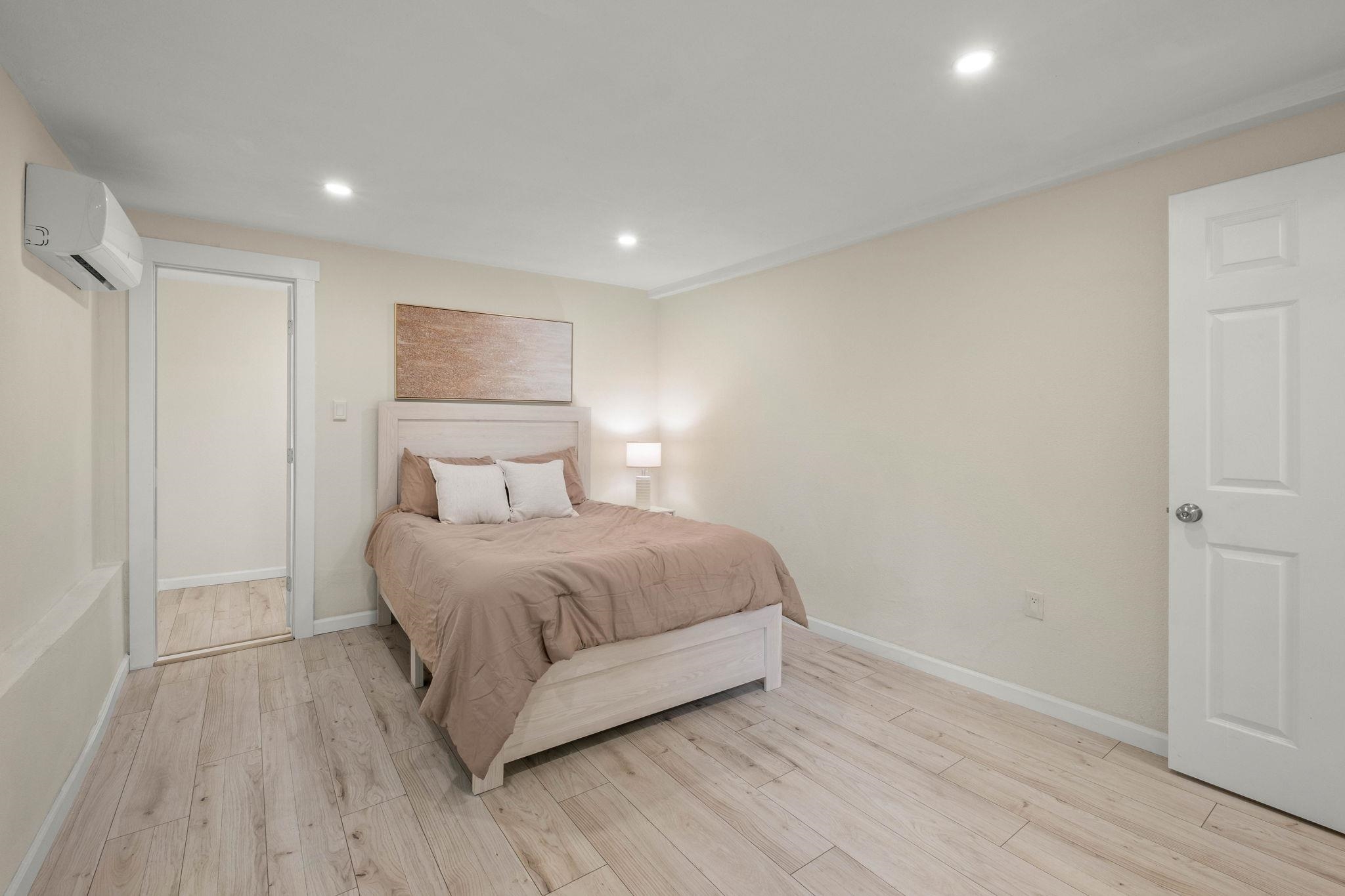 879 Wood Street Oakland, CA 94607 - Photo 25 of 58