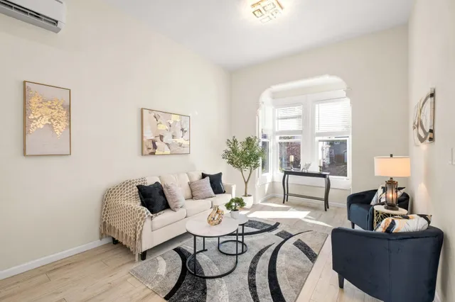 $739,000 | 879 Wood Street, Oakland, CA 94607