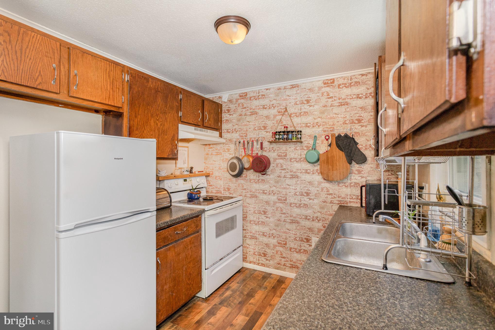 3417 Fox Ridge Court Dover, PA 17315 - Photo 5 of 29 Galley Kitchen