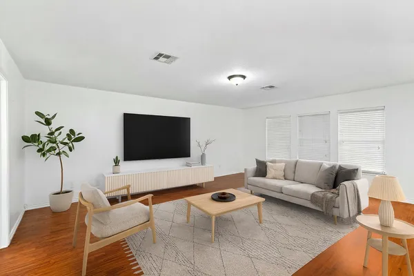 $322,000 | 144 Vicksburg Loop, Elgin, TX 78621