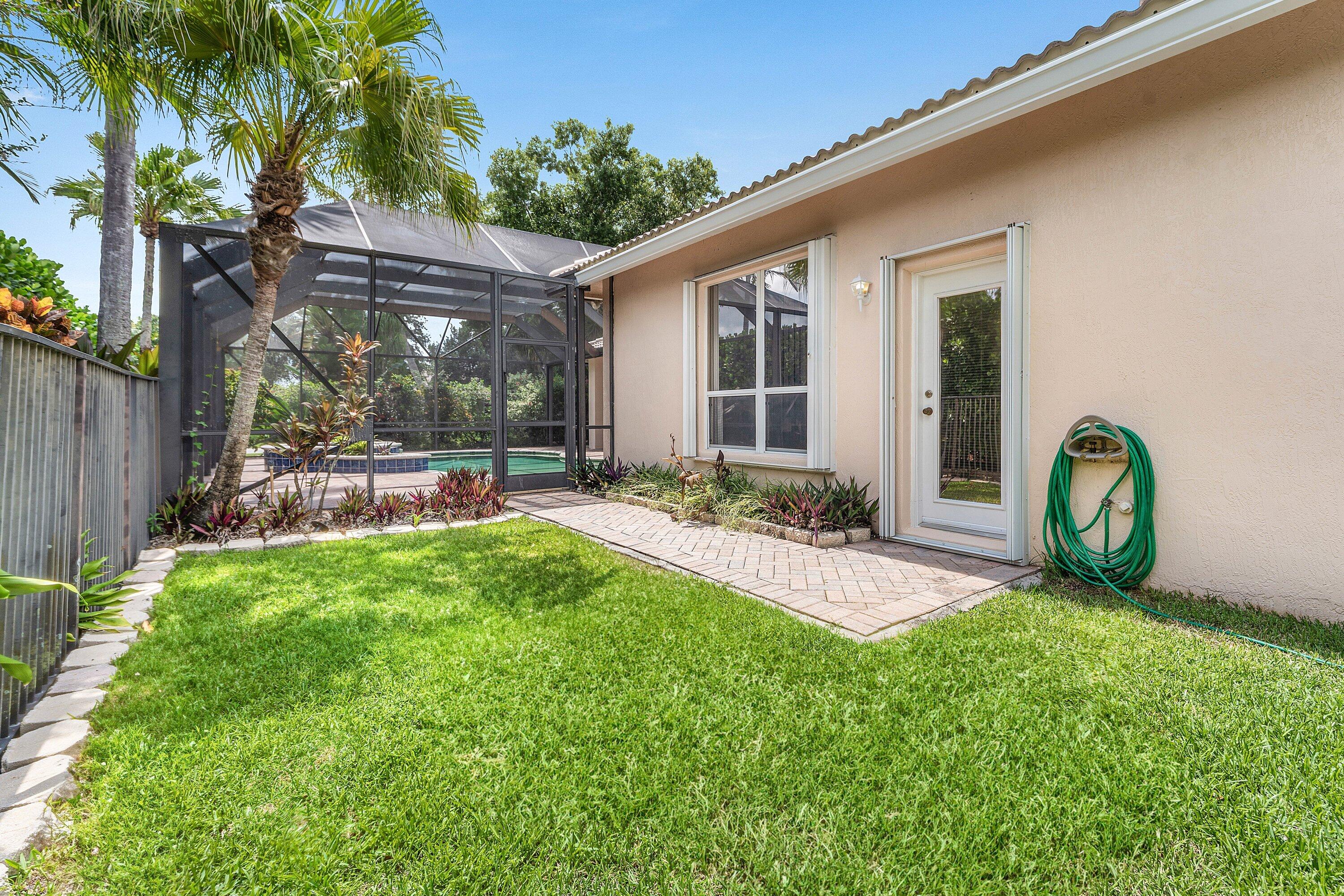 11130 Silver Ridge Street Wellington, FL 33449 - Photo 34 of 54 038-11130SilverRidgeStreet-Wellington-FL