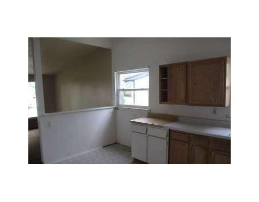 347 Bert Lane Inkster, MI 48141 - Photo 6 of 8 Photo 6