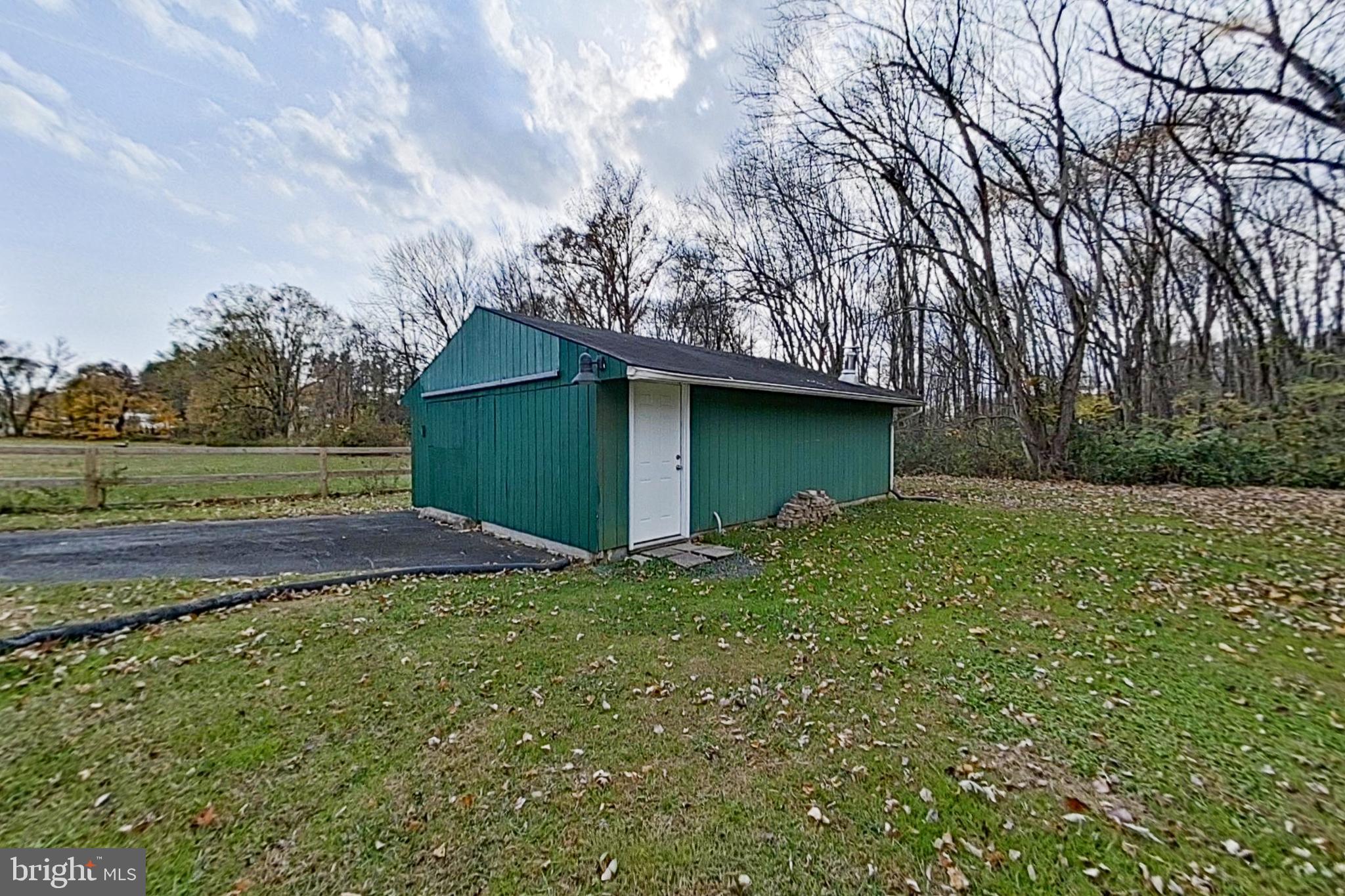 4368 Norrisville Road White Hall, MD 21161 - Photo 33 of 38