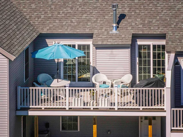 $559,900 | 16 B Lunas Avenue, Epping, NH 03042