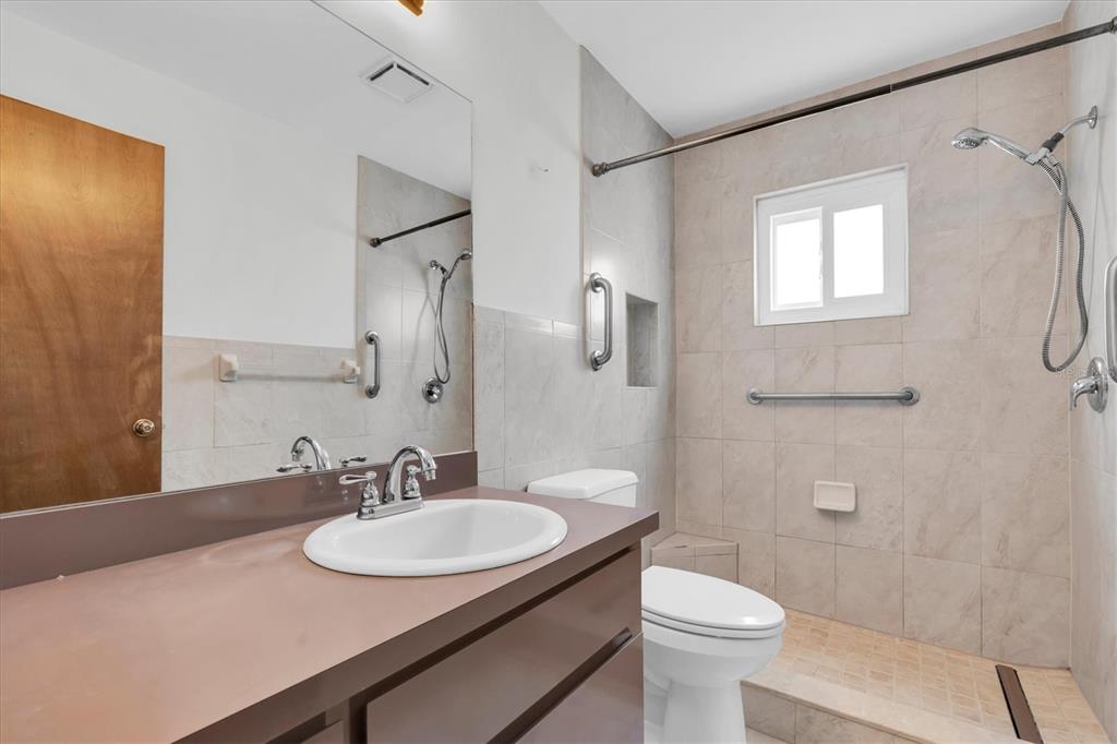 3405 Brian Road South Palm Harbor, FL 34685 - Photo 21 of 37