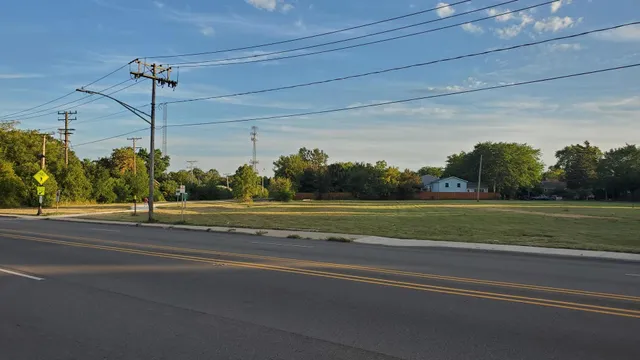 a view of a green filed