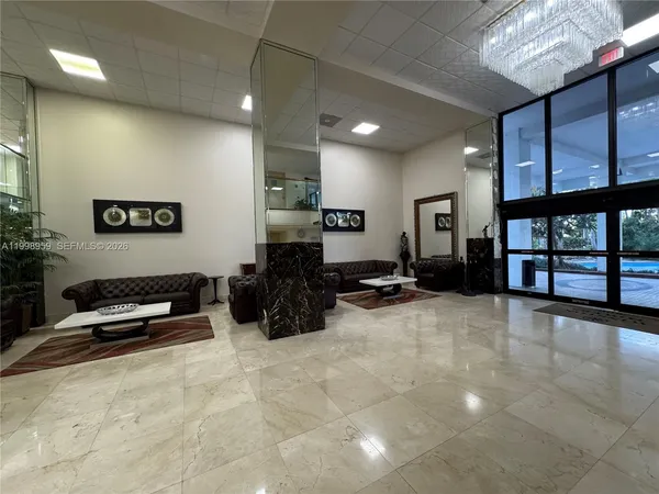 $2,650 | 210 174th Street, Unit 816, Sunny Isles Beach, FL 33160
